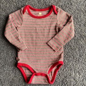 Tea organic cotton onesie size 12-18 months